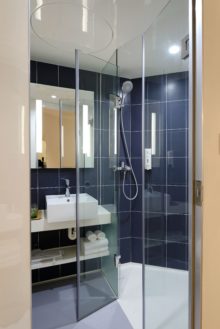 optimiser l'espace dans une petite salle de bain