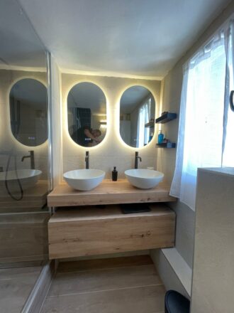 coin double vasque rénovation salle de bain façon chalet chic par Eau et Design